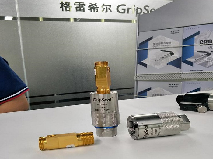 熱水器運轉(zhuǎn)測試中快速密封接頭的應用